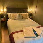 营地 Cosy Double Shepherds Hut In Beautiful Wicklow With Underfloor Heating Throughout