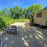 营地 Cosy Double Shepherds Hut In Beautiful Wicklow With Underfloor Heating Throughout *