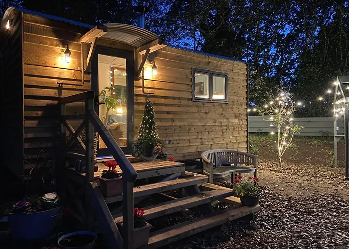 Cosy Double Shepherds Hut In Beautiful Wicklow With Underfloor Heating Throughout